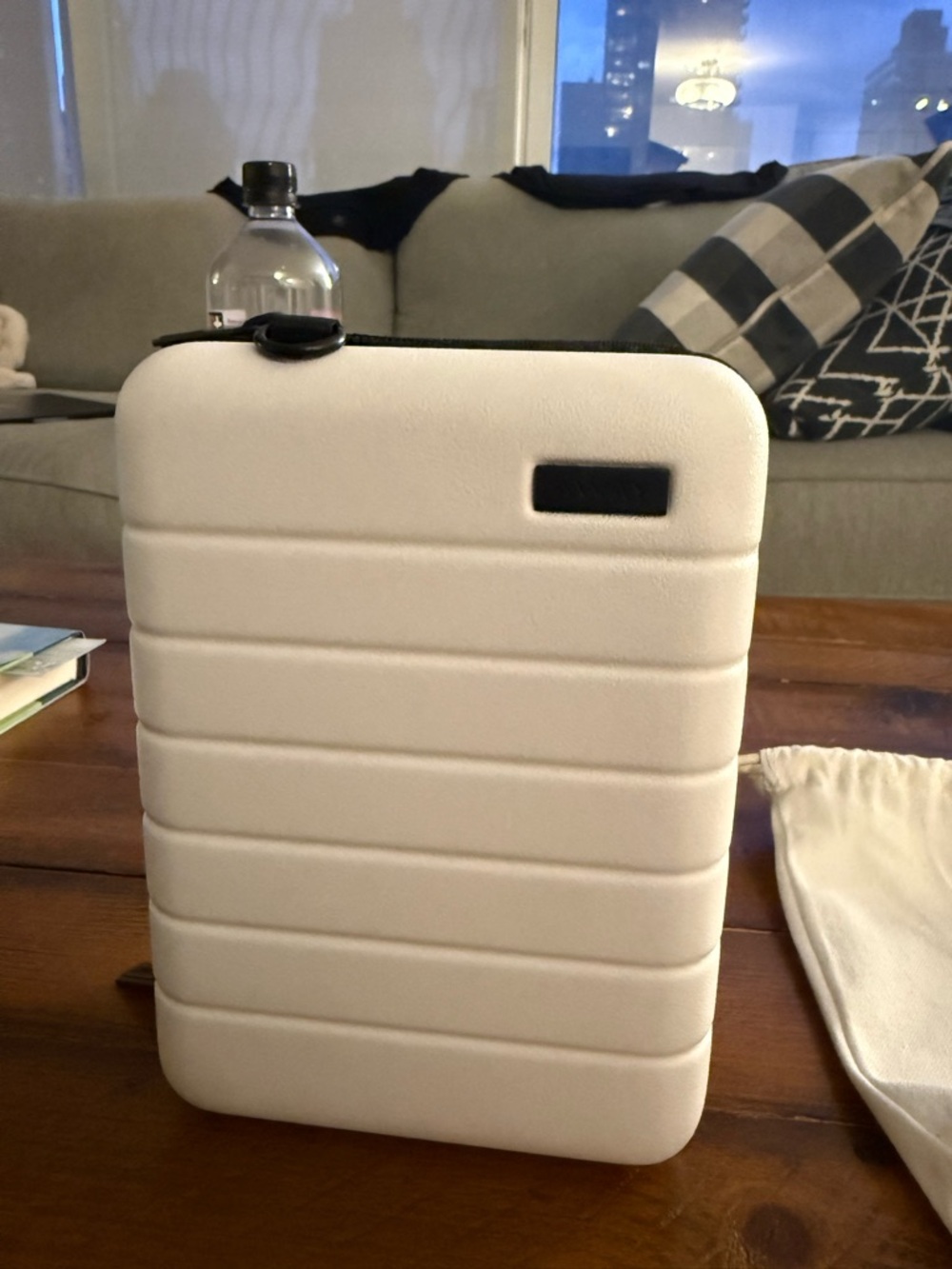 Away White Hard-Shell Tablet Case with Branded Drawstring Pouch - Picture 4 of 8